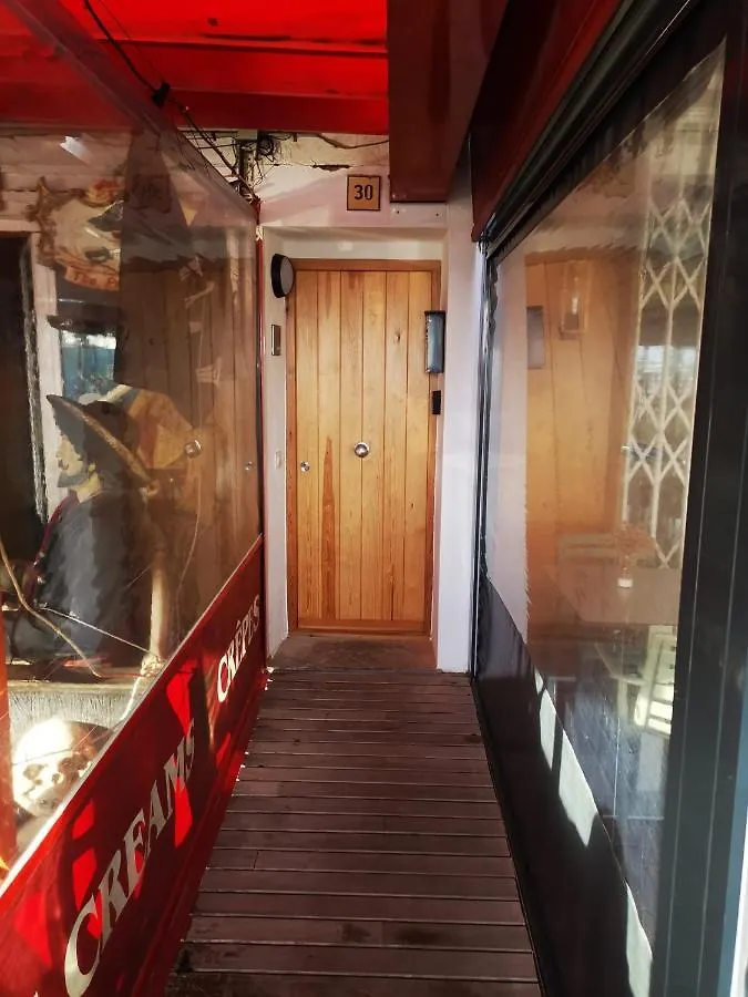 レスタルティットApartament Amb Ac Amb Vistes Al Mar, Estartitアパートメント アパート